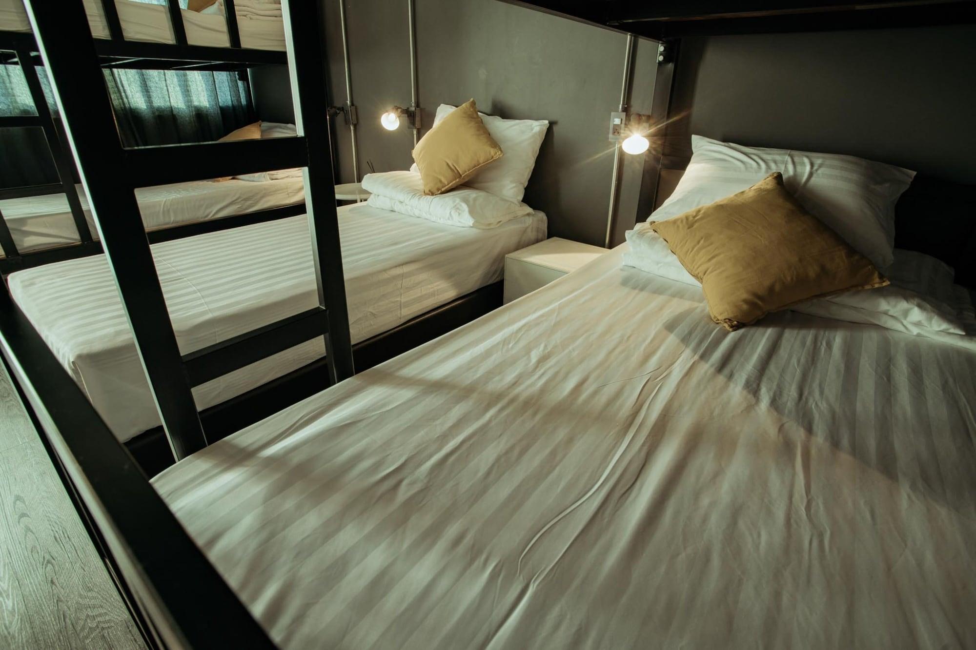 Fashen Poshtel Bed & Breakfast Chiang Mai Exterior photo